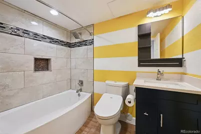 6736 S Poplar Court, Centennial, CO 80112 - Photo 22