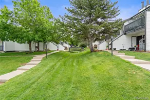 532 Oakwood Dr, Castle Rock, CO 80104 - Photo 2