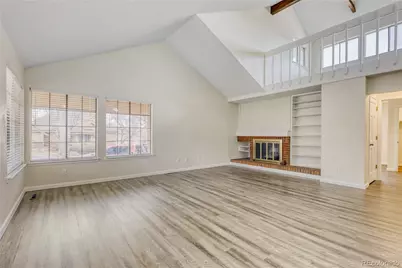 204 S Eagle Circle, Aurora, CO 80012 - Photo 4