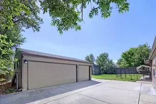 7340 Teller St, Arvada, CO 80003 - Photo 32