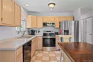 2339 W Hillside Ave, Englewood, CO 80110 - Photo 8