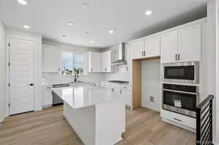 11463 E Briarwood Cir, Centennial, CO 80112 - Photo 8
