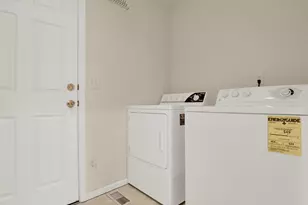 9108 W Phillips Dr, Littleton, CO 80128 - Photo 32