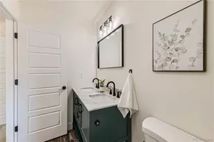 1702 S Naples St, Aurora, CO 80017 - Photo 8