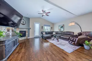 26037 E Ellsworth Pl, Aurora, CO 80018 - Photo 6