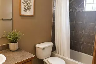 1048 Tierra Ln, Fort Collins, CO 80521 - Photo 6
