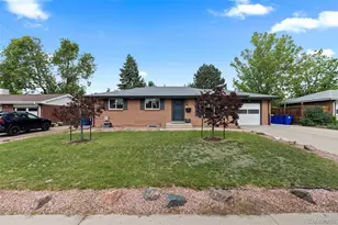 141 S Saulsbury St, Lakewood, CO 80226 - Photo 2