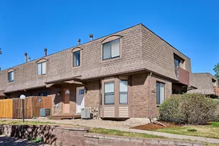 1379 S Idalia St, Aurora, CO 80017 - Photo 16