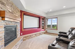 19341 E Davies Pl, Centennial, CO 80016 - Photo 24