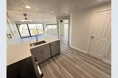 100 Park Avenue W #1405, Denver, CO 80205 - Photo 2