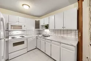 620 S Alton Way, Denver, CO 80247 - Photo 6