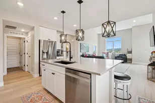 10062 W Victoria Pl, Littleton, CO 80127 - Photo 2