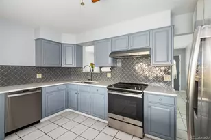 15105 Maxwell Pl, Denver, CO 80239 - Photo 12