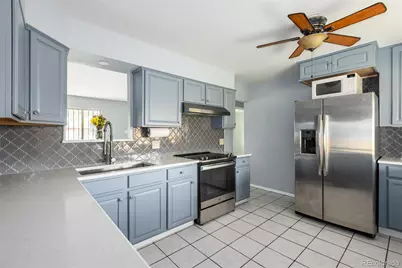 15105 Maxwell Place, Denver, CO 80239 - Photo 14