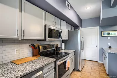 9550 E Florida Avenue #2018, Denver, CO 80247 - Photo 10