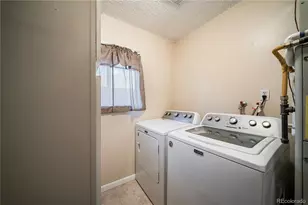 1300 S Carson Way, Aurora, CO 80012 - Photo 12