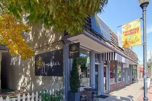 914 E Iowa Ave, Denver, CO 80210 - Photo 4