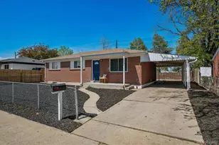 12831 Randolph Pl, Denver, CO 80239 - Photo 2