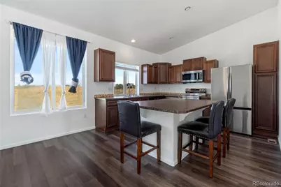 5571 Killarney Street, Denver, CO 80249 - Photo 8