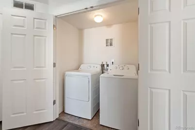 5571 Killarney Street, Denver, CO 80249 - Photo 14