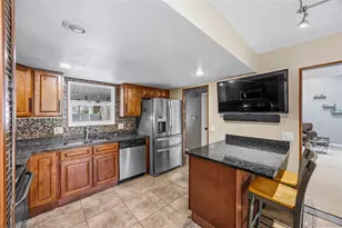 2496 S Vaughn Way, Aurora, CO 80014 - Photo 4