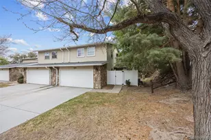 2496 S Vaughn Way, Aurora, CO 80014 - Photo 2