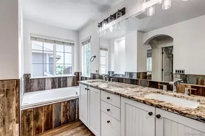 10609 Abilene Street, Commerce City, CO 80022 - Photo 4