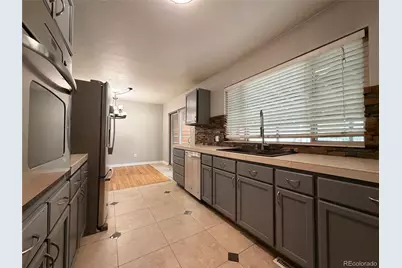 945 Dearborn Street, Aurora, CO 80011 - Photo 10