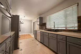 945 Dearborn St, Aurora, CO 80011 - Photo 10