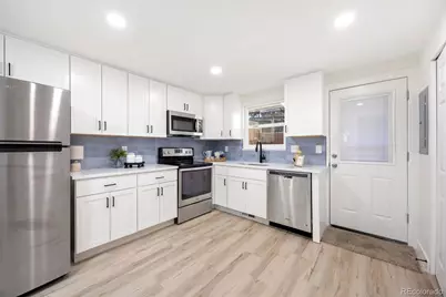 5819 S Pearl Street, Centennial, CO 80121 - Photo 6