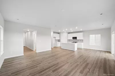 19085 E 93rd Drive, Commerce City, CO 80022 - Photo 6