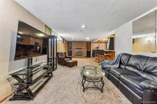 5065 Uvalda St, Denver, CO 80239 - Photo 18
