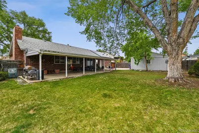 5065 Uvalda Street, Denver, CO 80239 - Photo 2