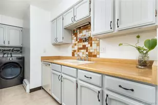 92 Newark Street, Aurora, CO 80012 - Photo 6