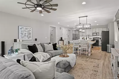 261 S Titus Street, Aurora, CO 80018 - Photo 6