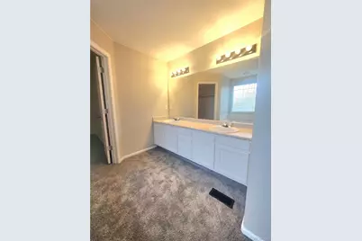 19913 E 59th Avenue, Aurora, CO 80019 - Photo 10