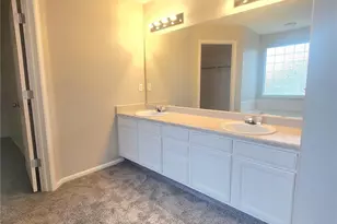 19913 E 59th Ave, Aurora, CO 80019 - Photo 10