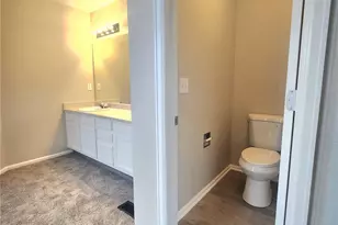 19913 E 59th Ave, Aurora, CO 80019 - Photo 12
