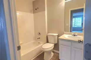 19913 E 59th Ave, Aurora, CO 80019 - Photo 14