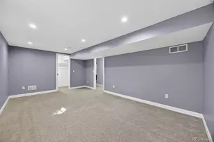 2682 Meadowbrook Dr, Denver, CO 80221 - Photo 28