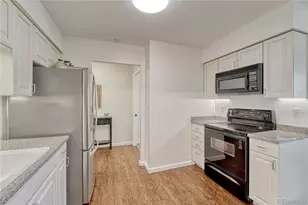 4250 S Olive St, Denver, CO 80237 - Photo 26
