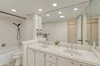 4250 S Olive Street #202, Denver, CO 80237 - Photo 18