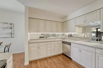4250 S Olive Street #202, Denver, CO 80237 - Photo 24