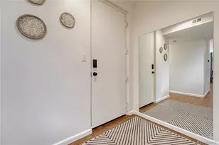 4250 S Olive St, Denver, CO 80237 - Photo 32