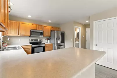 22262 E Navarro Place, Aurora, CO 80018 - Photo 10