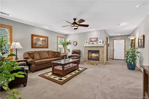 15895 Robins Dr, Denver, CO 80239 - Photo 6
