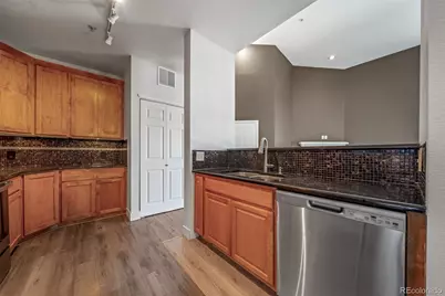 3890 S Dayton Street #301, Aurora, CO 80014 - Photo 14