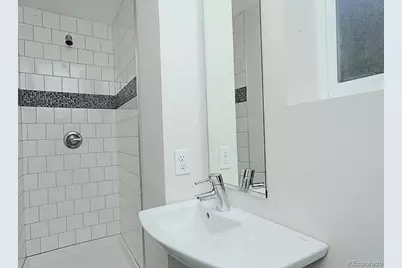 3217 Lawrence Street, Denver, CO 80205 - Photo 12