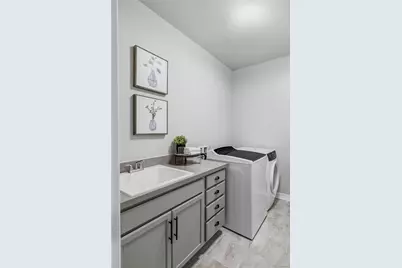 27500 E Lakeview Drive, Aurora, CO 80016 - Photo 20