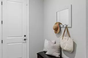 27500 E Lakeview Dr, Aurora, CO 80016 - Photo 18